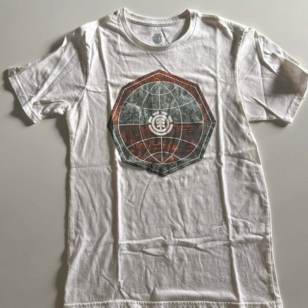 Boys Large Element Logo white T shirt